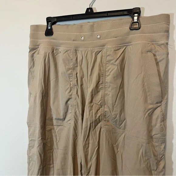 Lululemon Dance Studio Mid-Rise Lined Cropped Pants Khaki Tan 12 - Picture 2 of 11